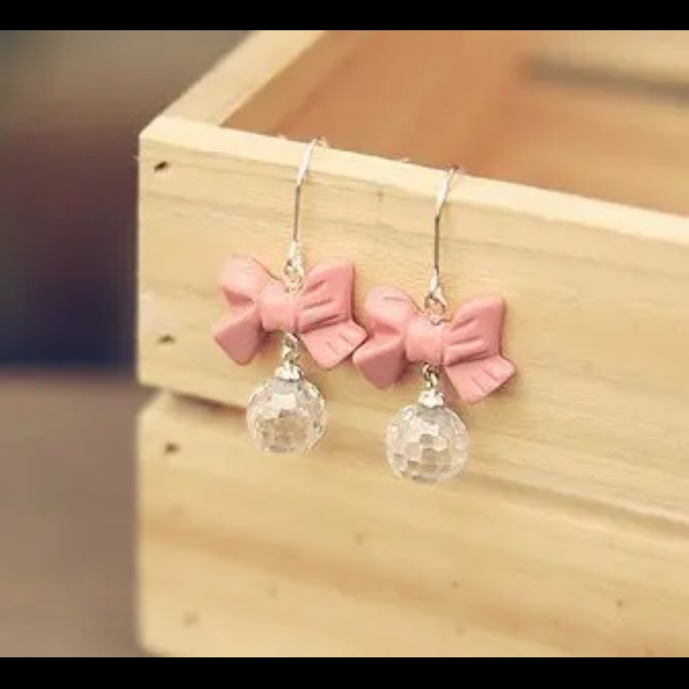 $2🎀Bow Dangle Earrings🎀New🎀$2 WITH AN ORDER TOTALING $10 OR MORE